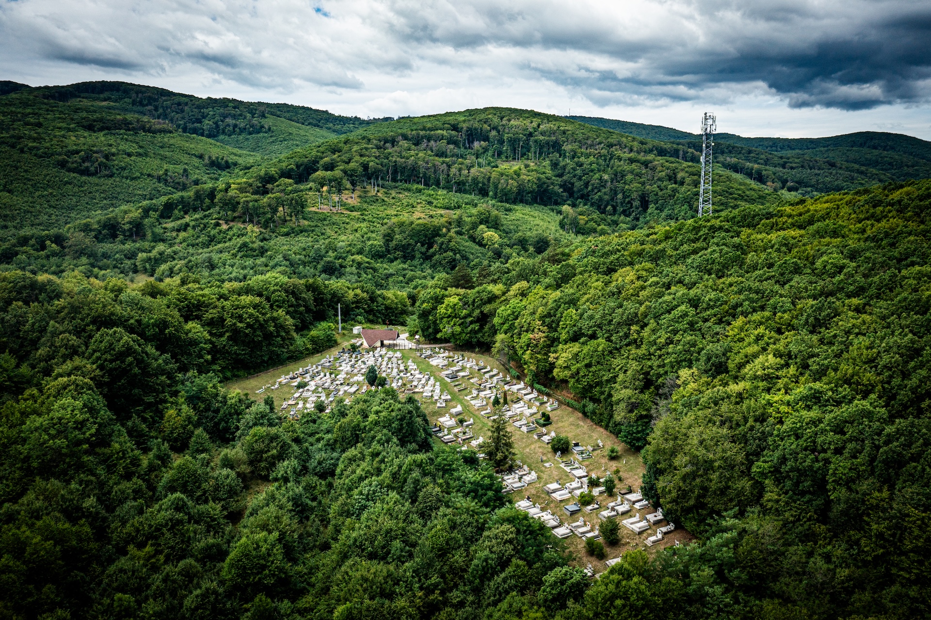 Bükkszentlászlói köztemető